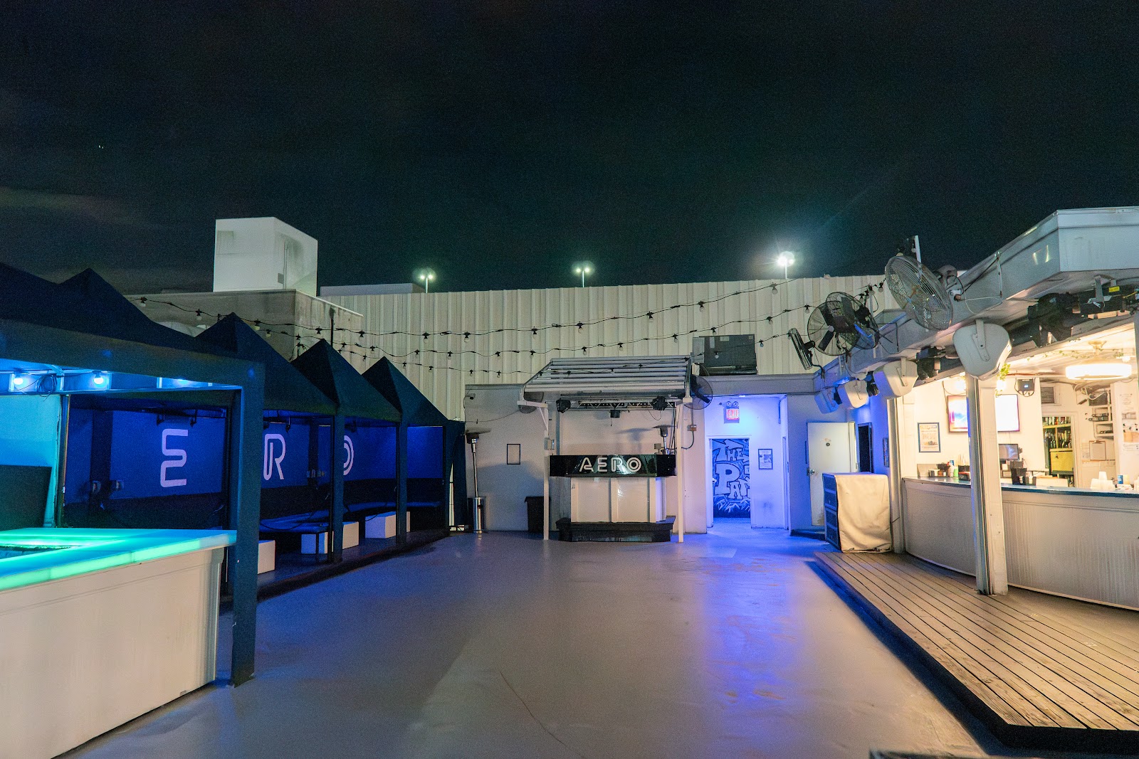 Aero Rooftop Bar & Lounge, rooftop in Orlando — photo 2