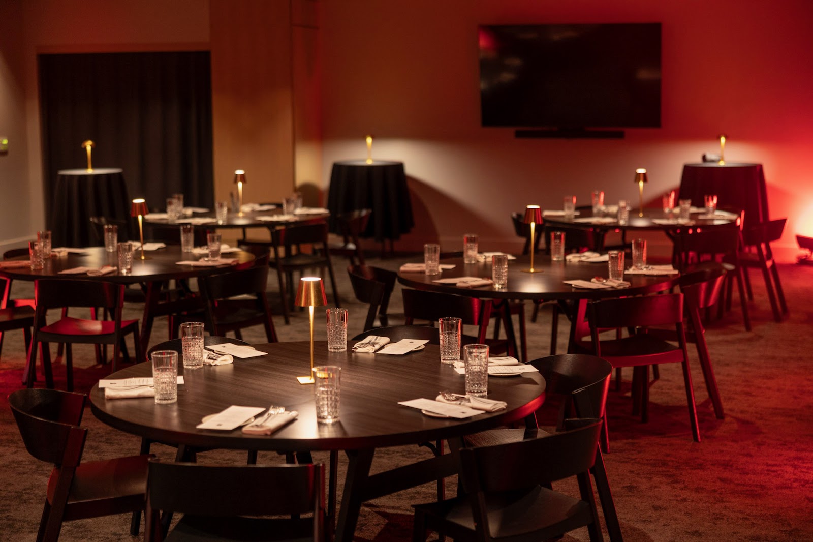 Fahrenheit Cleveland rooftop bar in Cleveland, United States