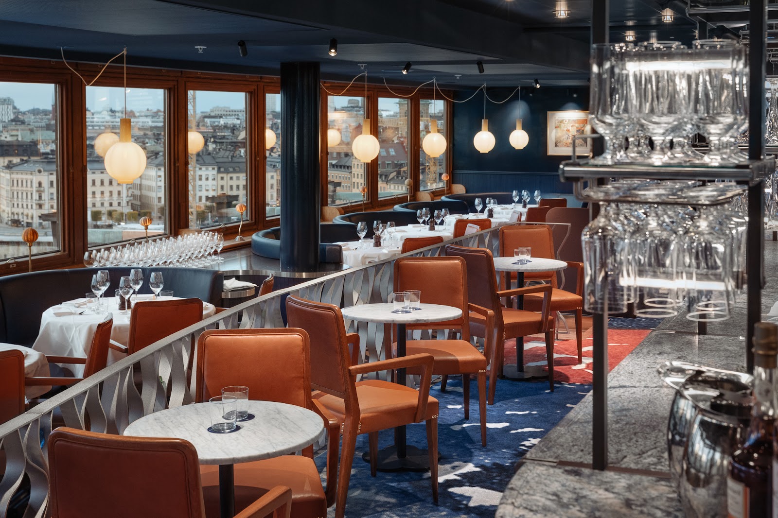 Gondolen, rooftop bar in Stockholm