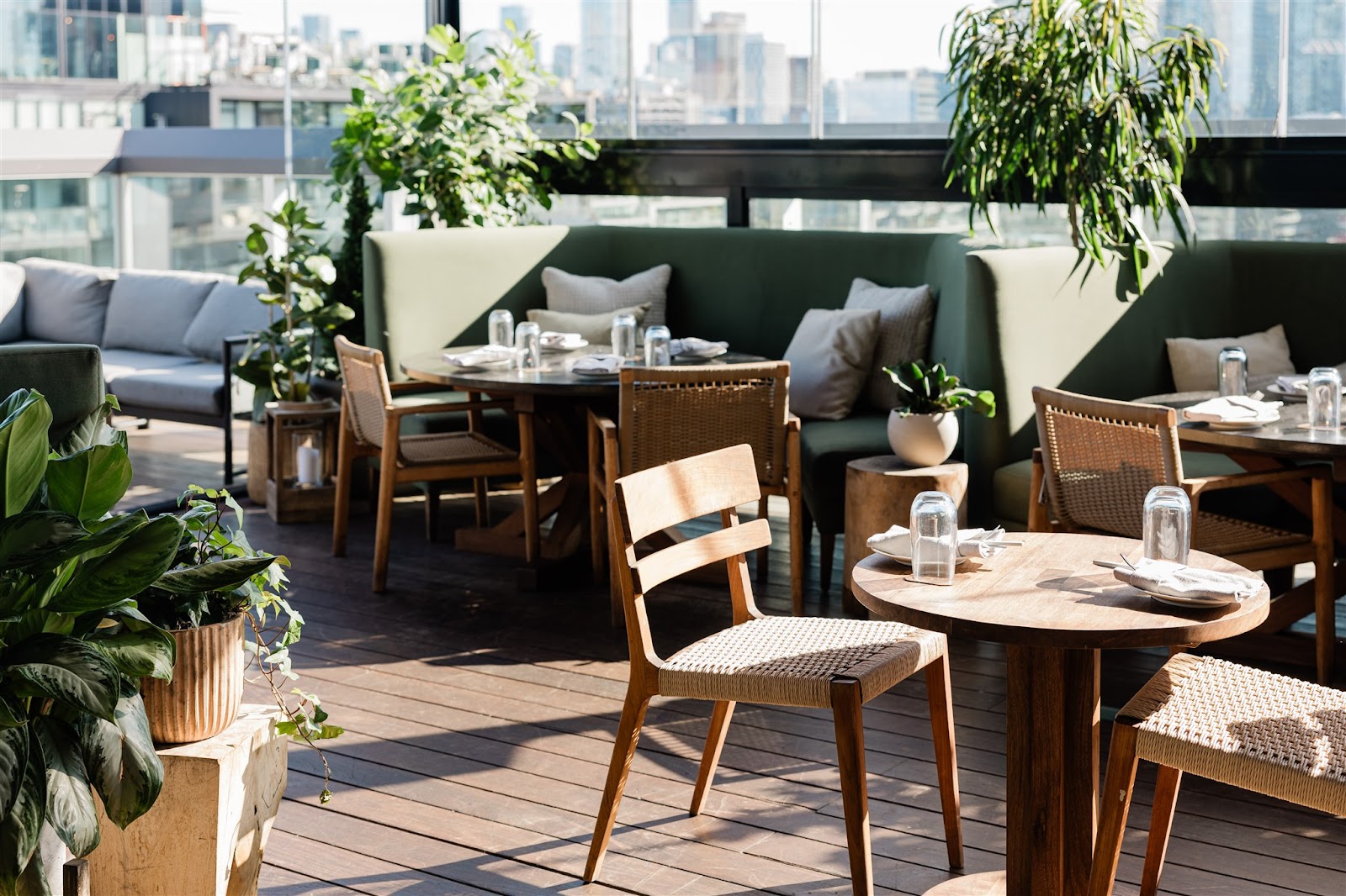 Harriet's Rooftop, rooftop in Toronto — photo 3