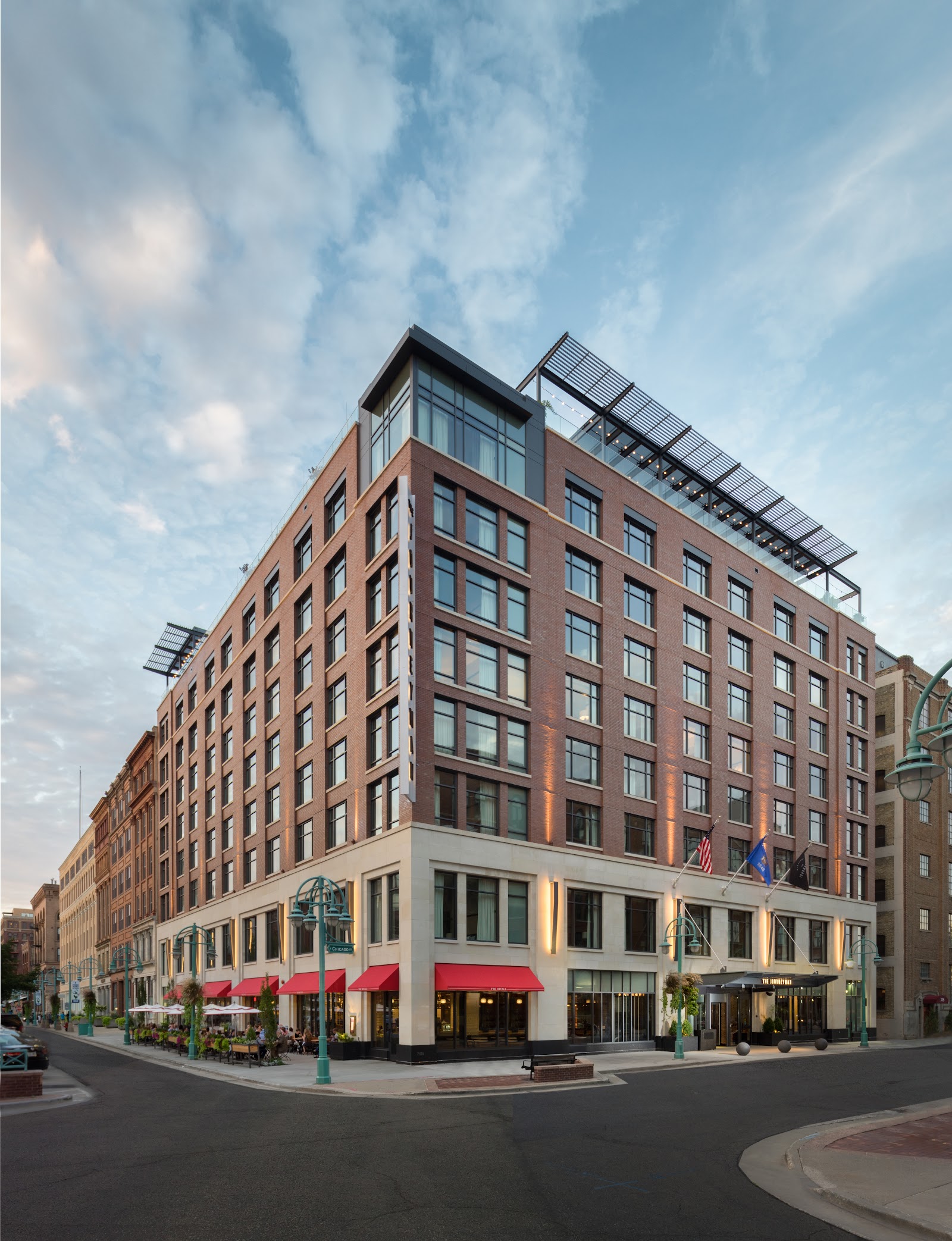 Kimpton Journeyman, rooftop in Milwaukee — photo 6