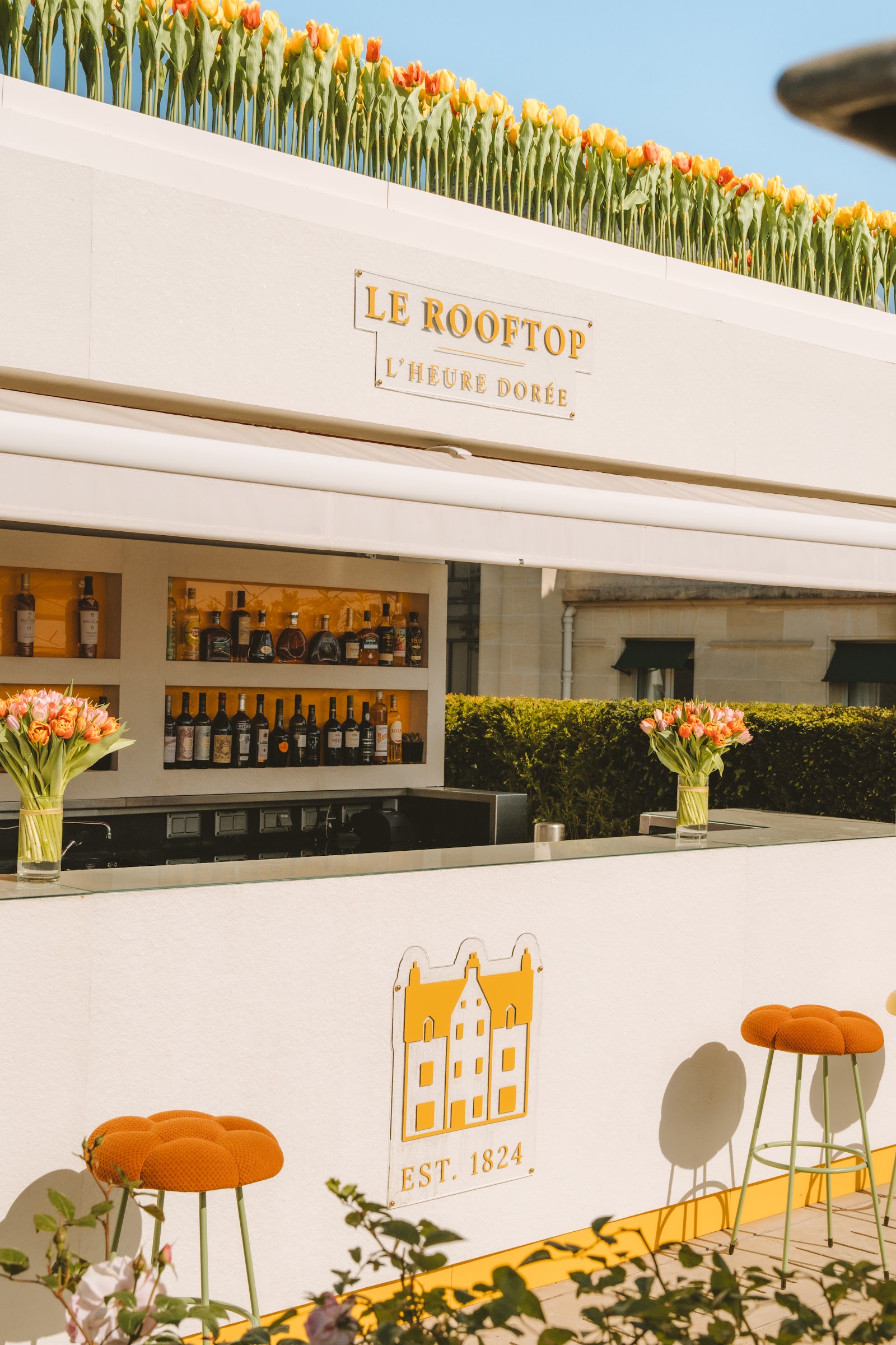 L'Heure Dorée, rooftop bar in Paris