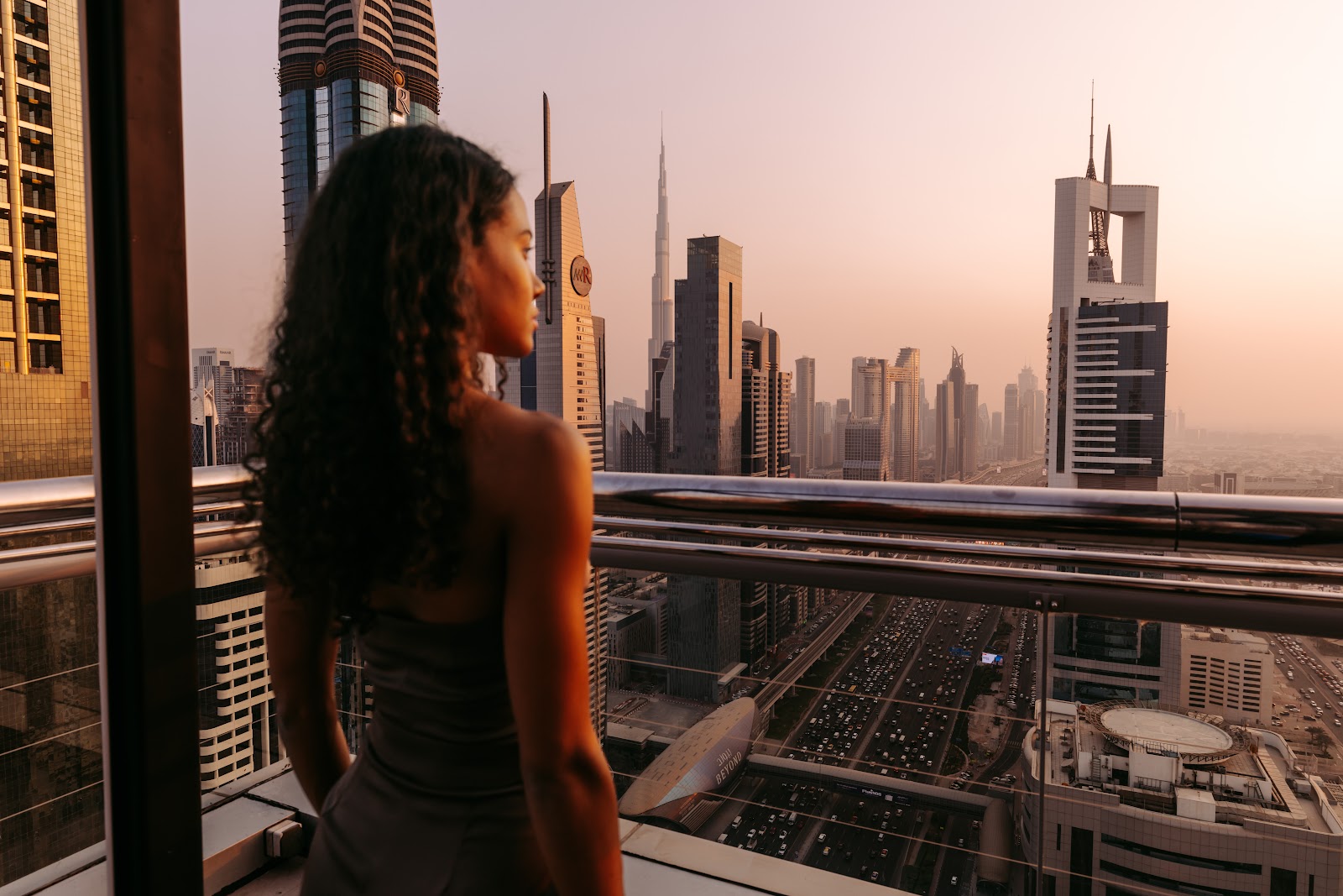 Level 43 Sky Lounge, rooftop in Dubai — photo 3