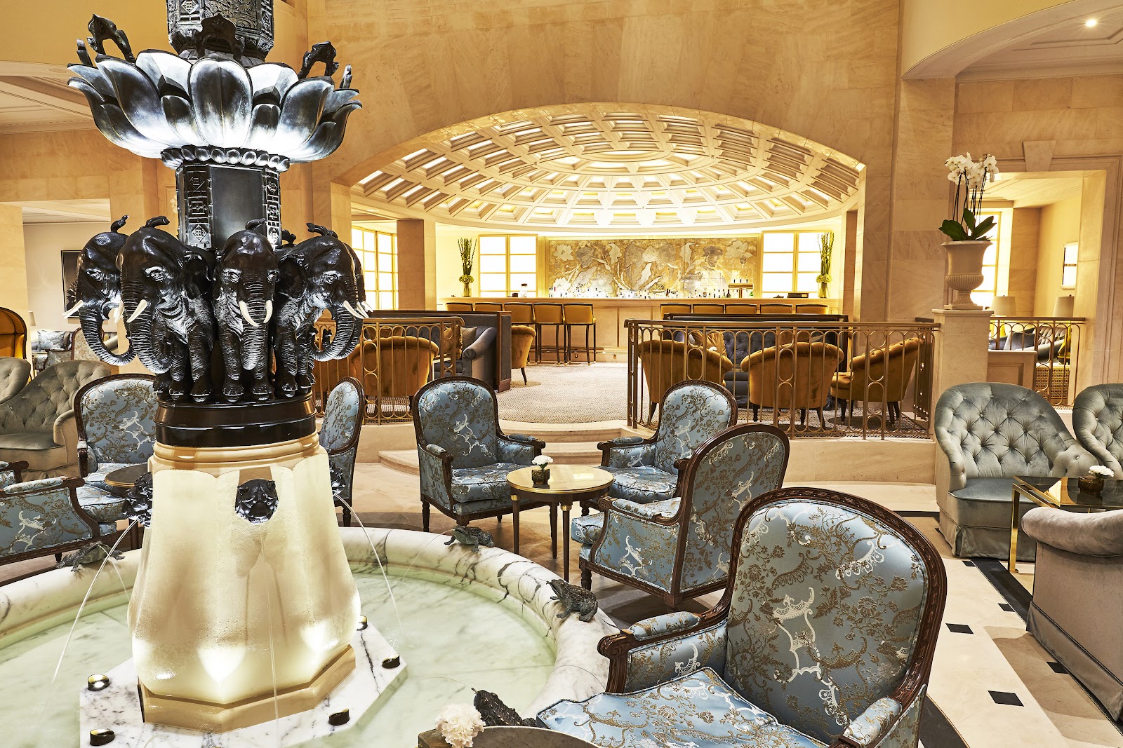 Lobby Lounge & Bar Hotel Adlon, rooftop bar in Berlin