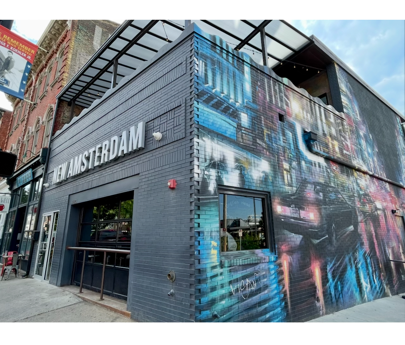 New Amsterdam, rooftop in Pittsburgh — photo 3