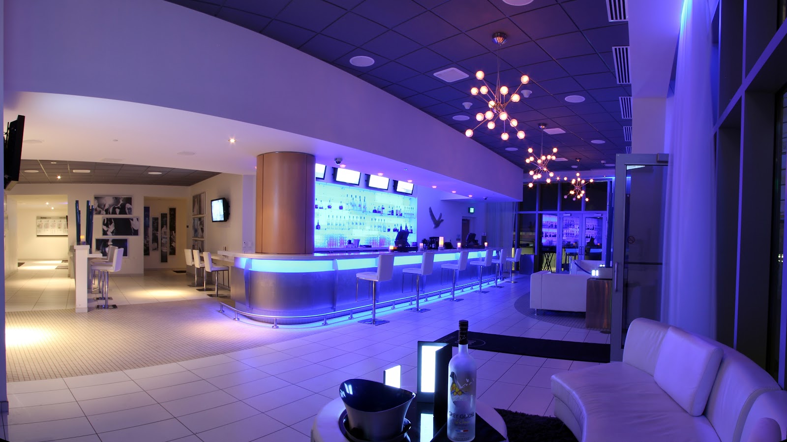 One80 Skytop Lounge rooftop bar