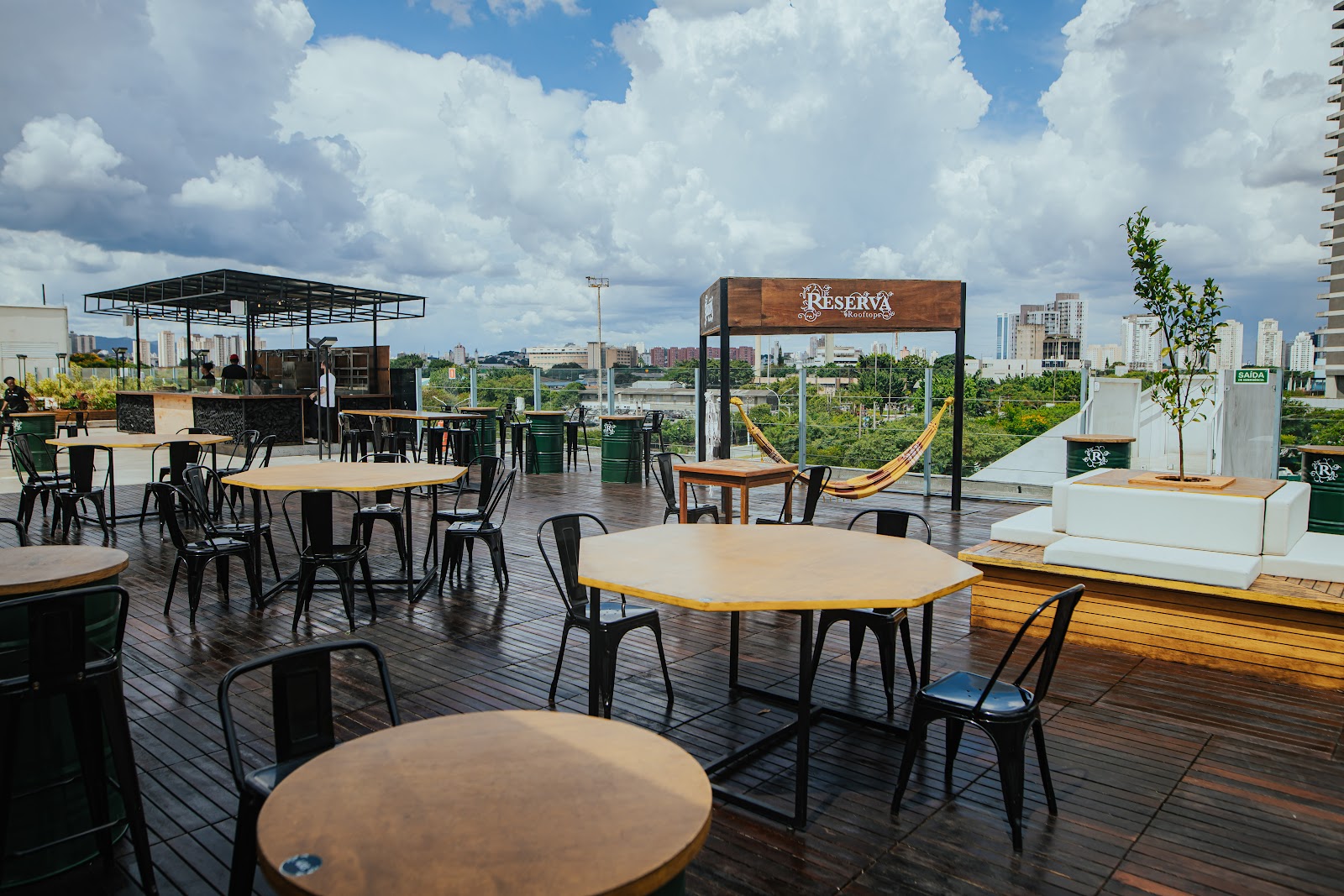 Reserva Rooftop - Parrilla & Pasta, rooftop bar in São Paulo