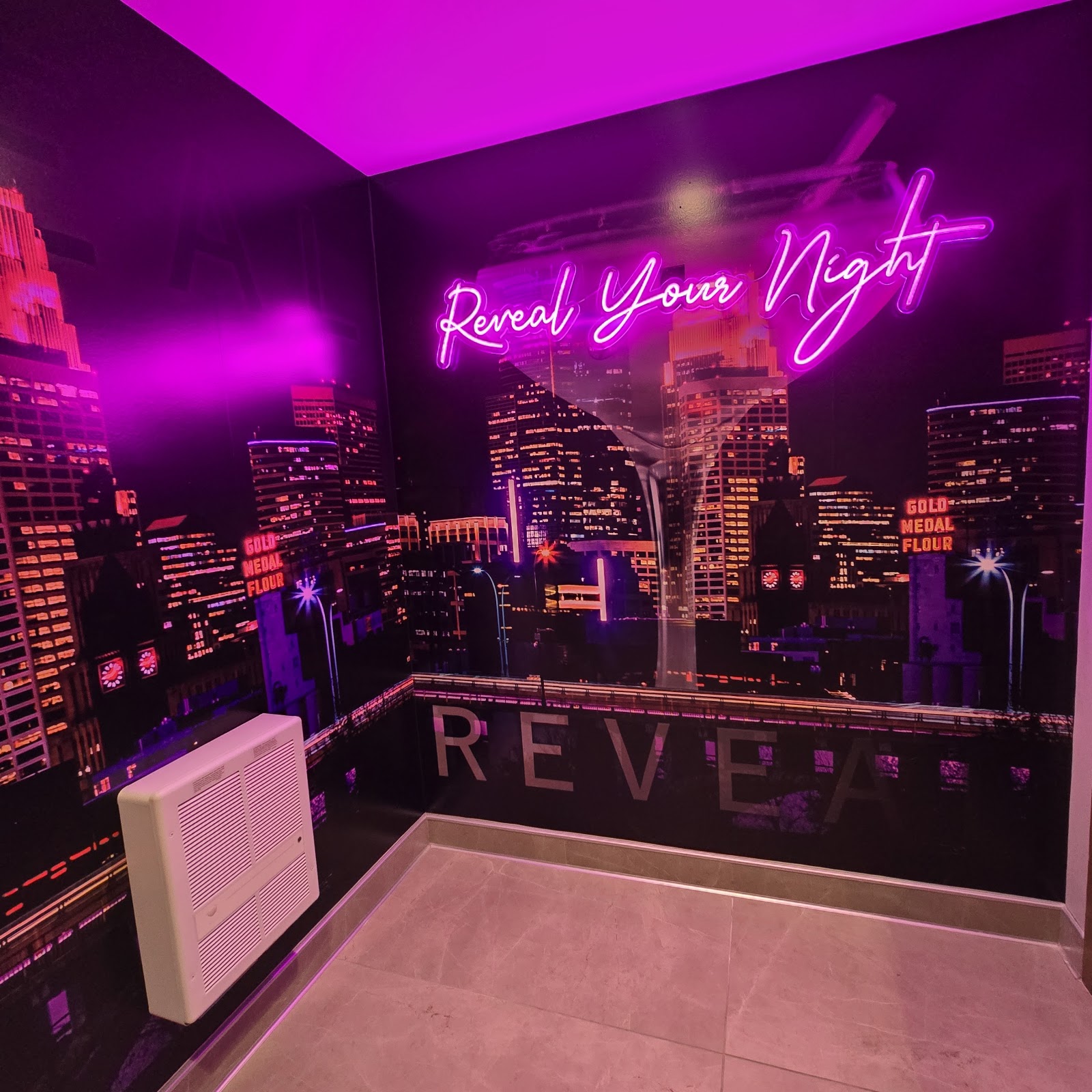 REVEAL Rooftop Bar and Lounge, rooftop in Minneapolis — photo 6