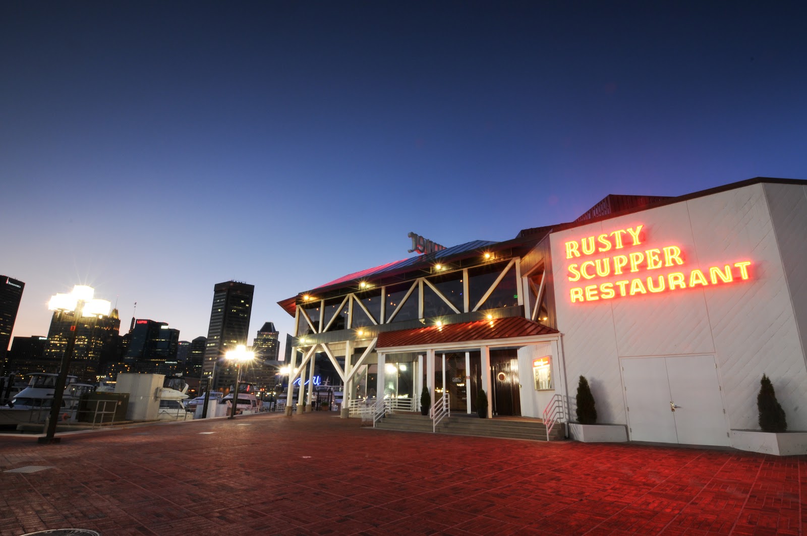 Rusty Scupper Restaurant & Bar rooftop bar