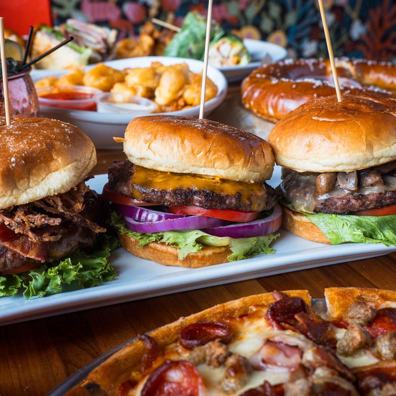 Uncle Buck’s | Dinner, Drinks, Rooftop Bar, rooftop in Milwaukee — photo 2
