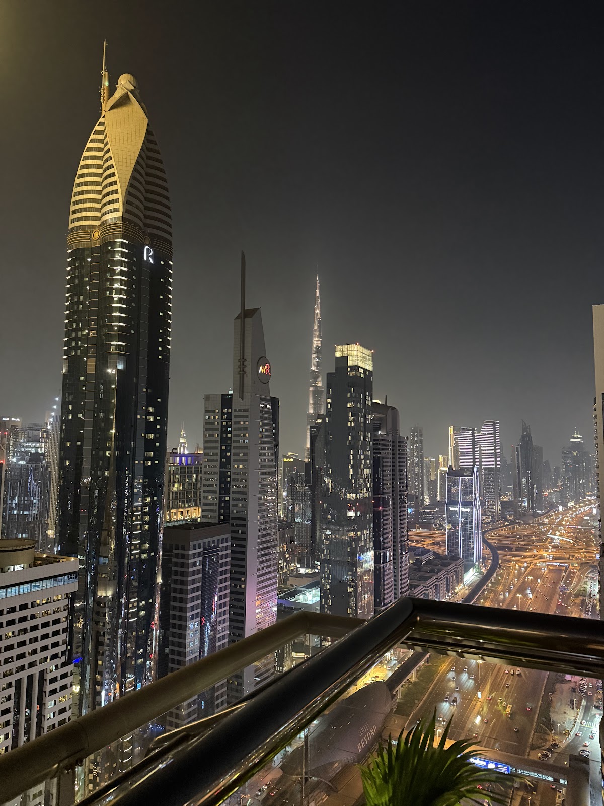 Level 43 Sky Lounge — photo 2