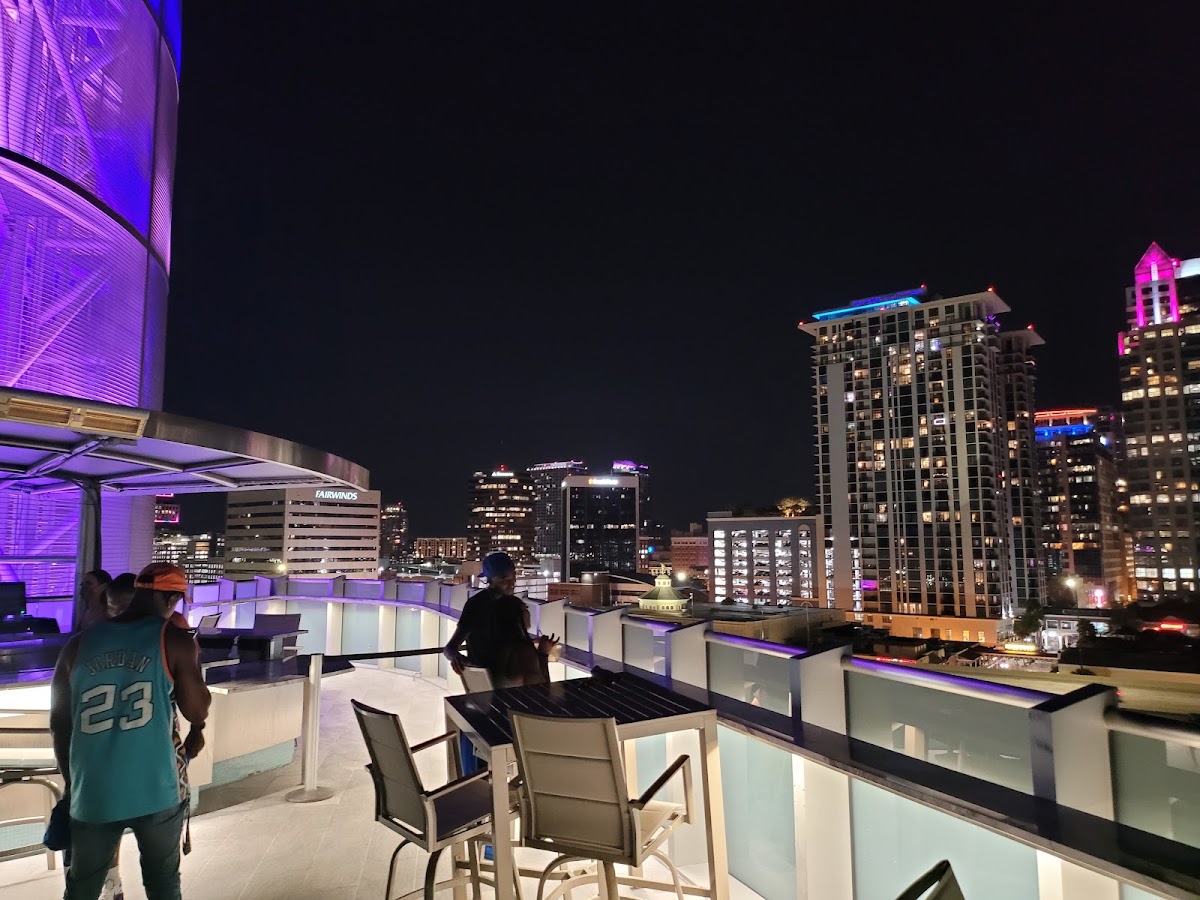 One80 Skytop Lounge — photo 2