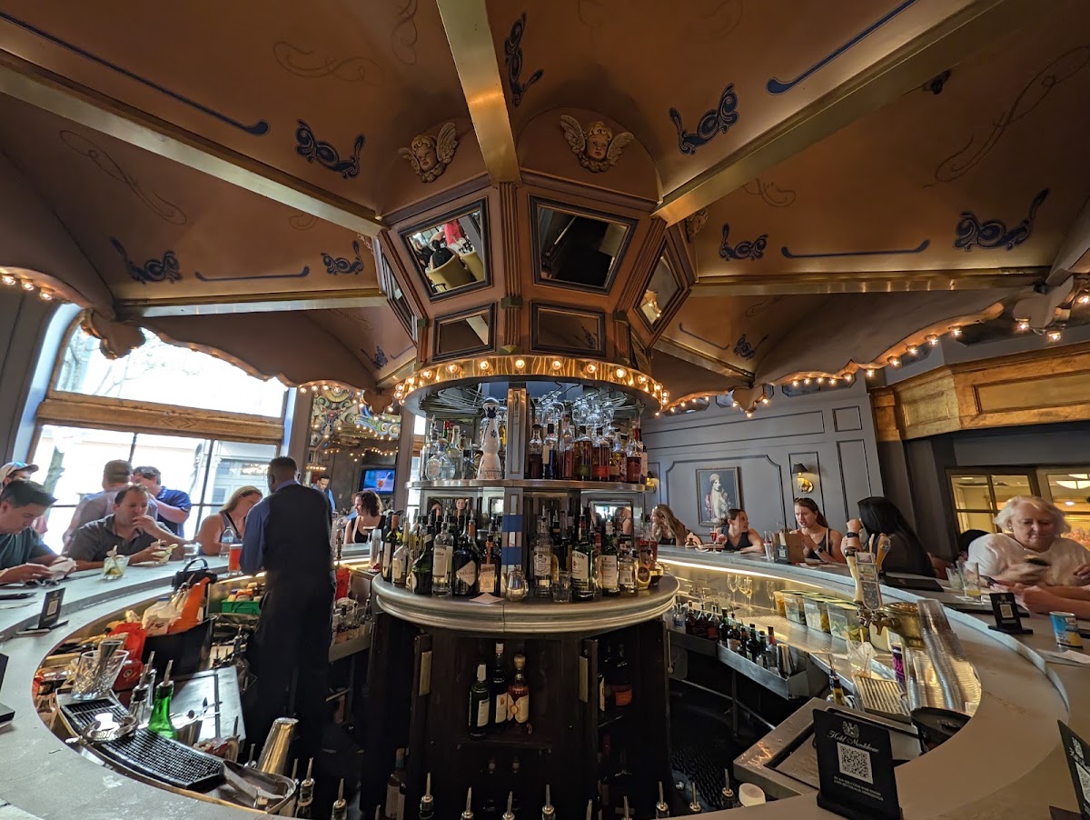 The Carousel Bar & Lounge — photo 2