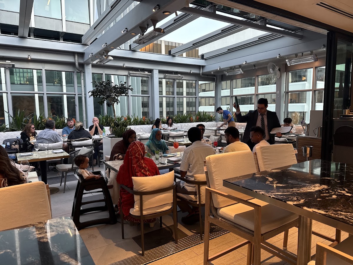 Lavantine Restaurant & Skybar — photo 2