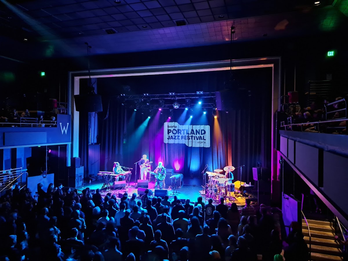 Revolution Hall — photo 2