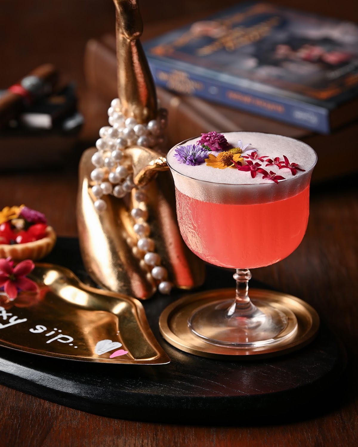 The Speakeasy Rooftop Bar Bangkok — photo 2