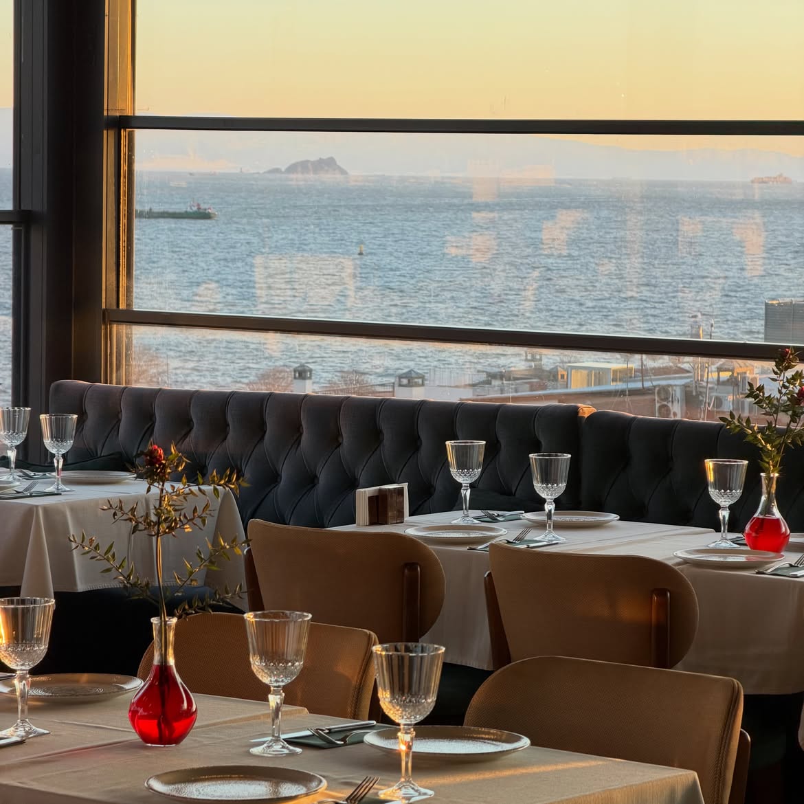 Queb Rooftop Restaurant — photo 2