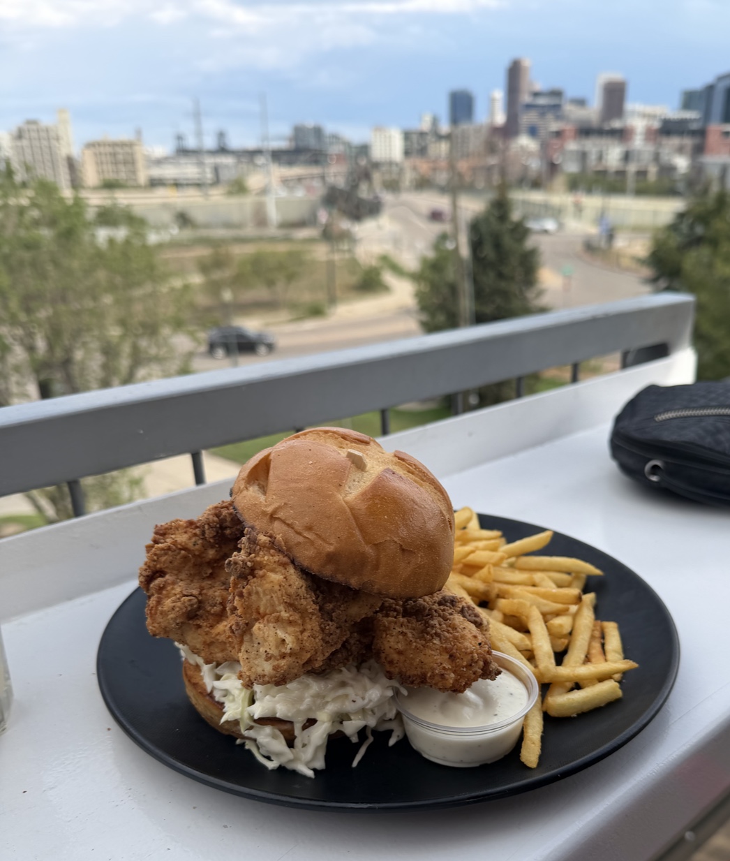 Avanti Food & Beverage — photo 3