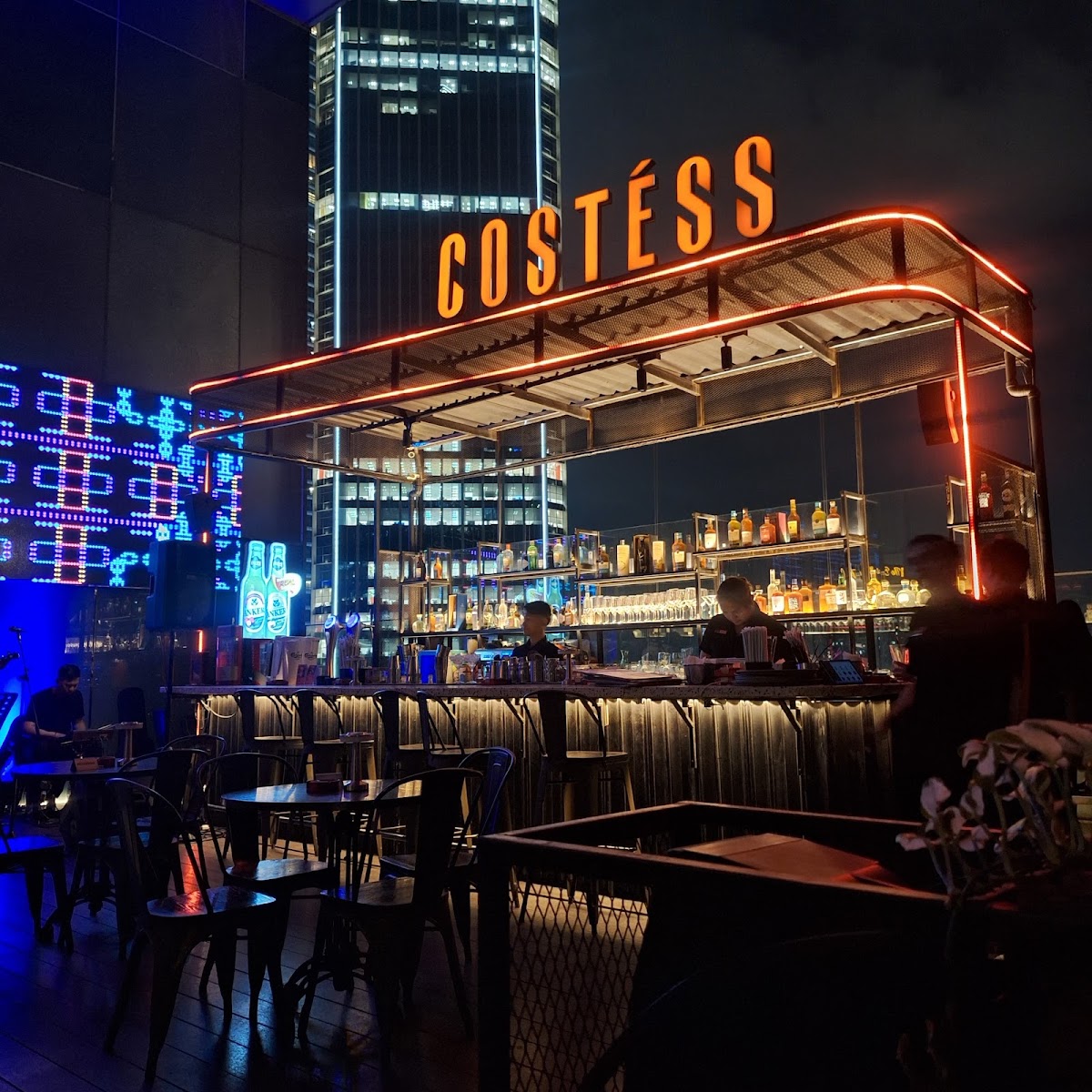 COSTESS Cafe & Bar — photo 3