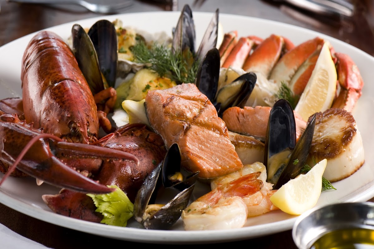 Joe Fortes Seafood & Chop House — photo 3