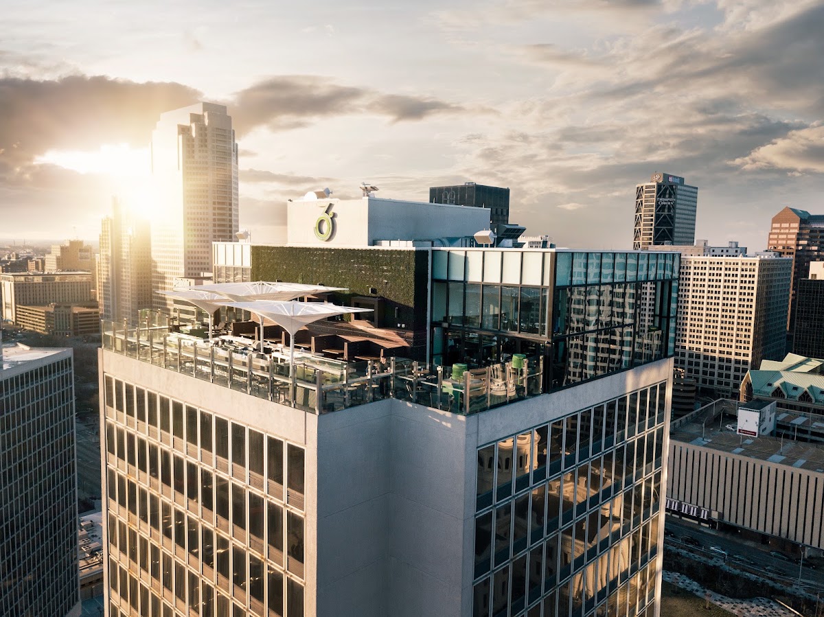360 Rooftop Bar — photo 3
