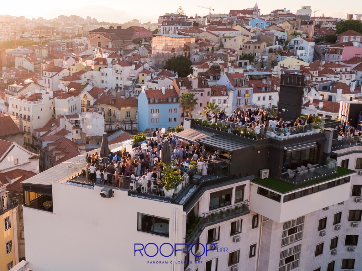 Hotel Mundial Rooftop Bar — photo 3