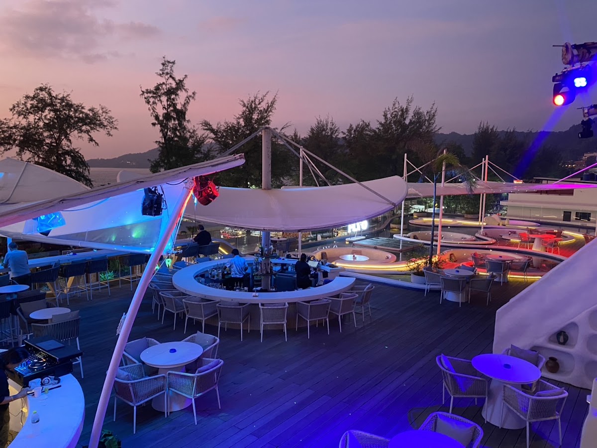 FLYO Rooftop Beach Club Phuket — photo 3