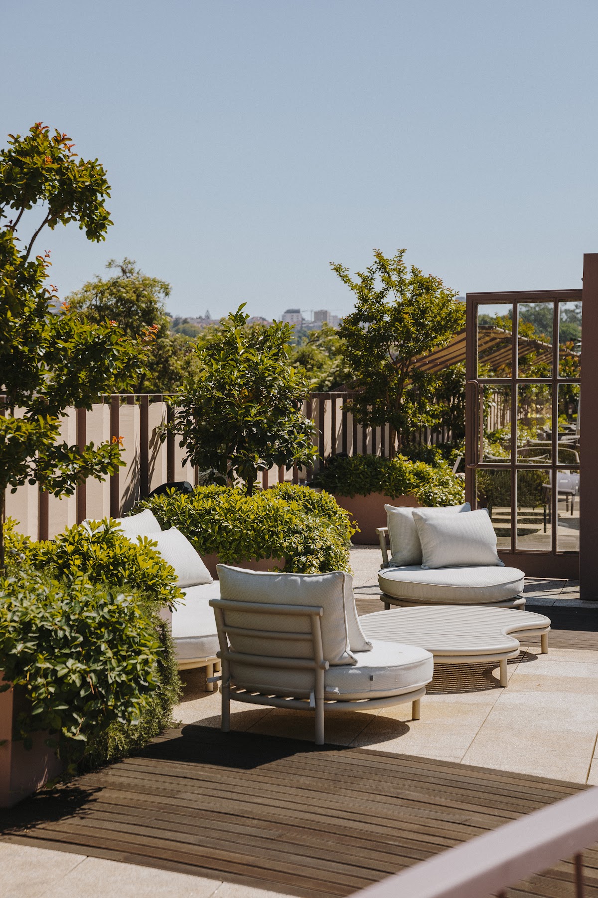 Amura - Bar & Rooftop Lounge — photo 3