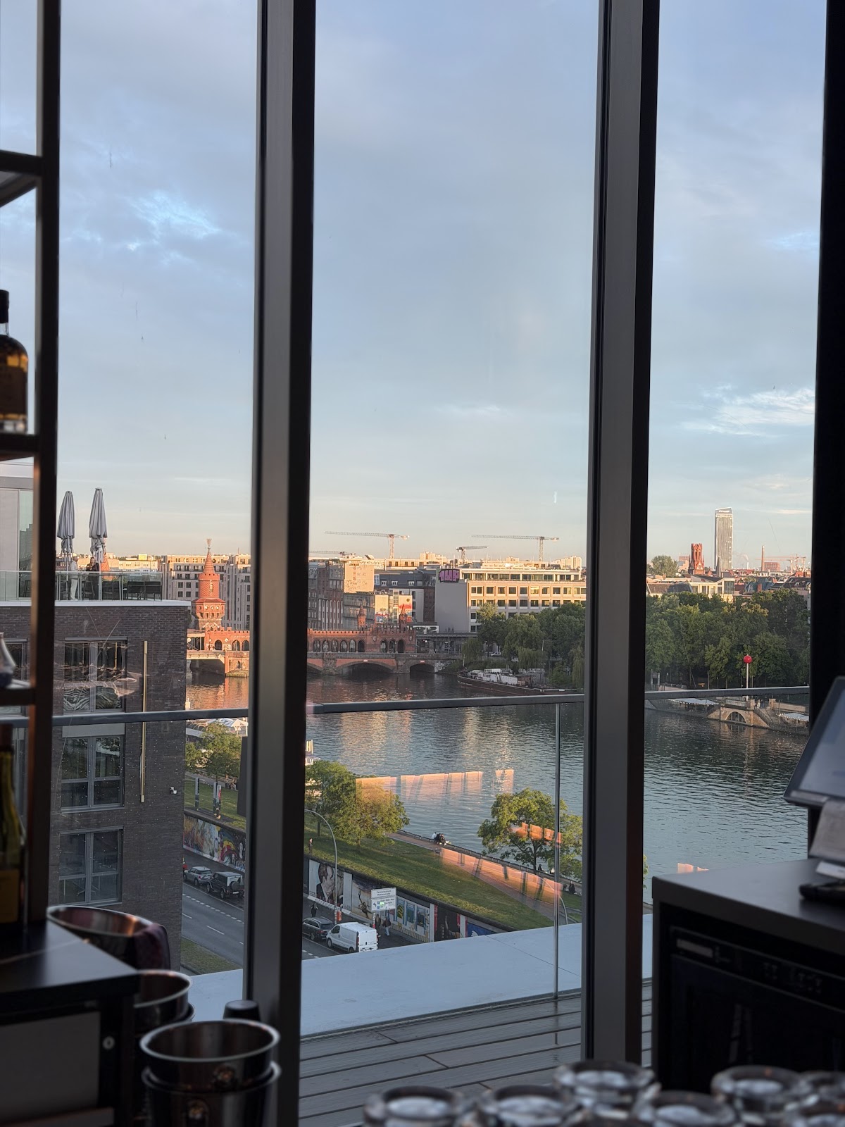 Gallery Rooftop Bar at Hotel Indigo — photo 3