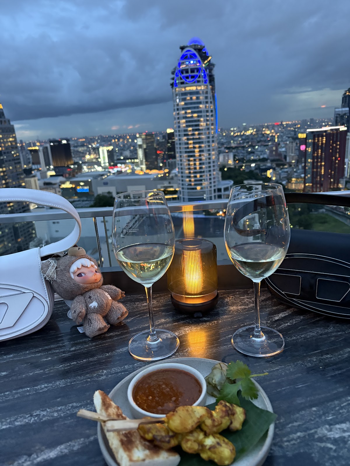 Sato San Rooftop Bar — photo 3