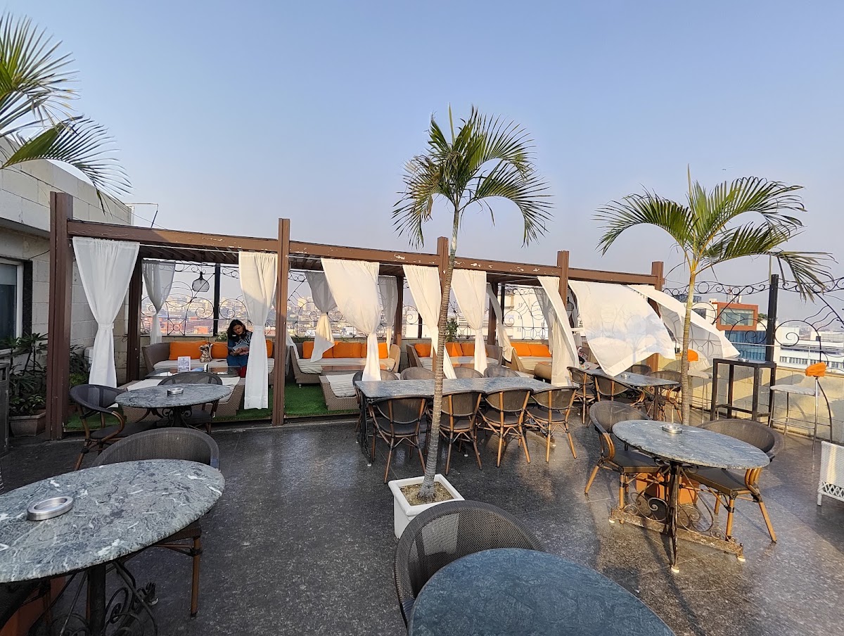 Blue & Beyond Terrace RestoBar — photo 3
