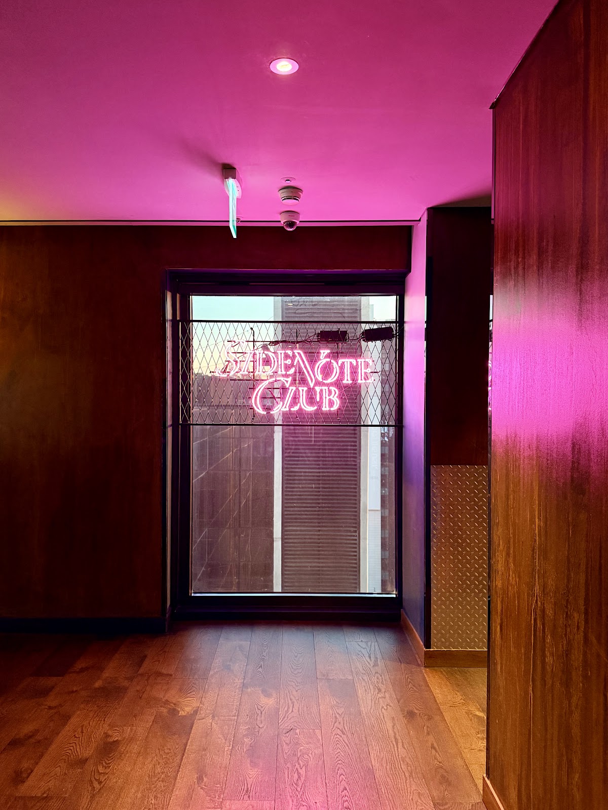 SIDE NOTE CLUB — photo 3