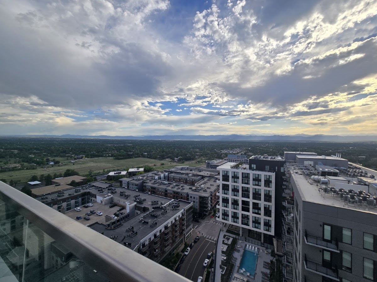 Halo Rooftop Bar — photo 3