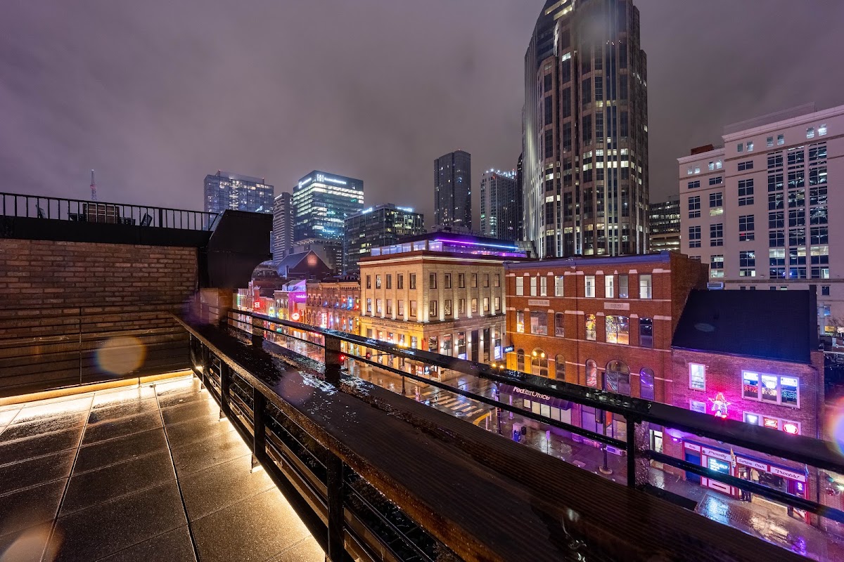 Moxy Rooftop — photo 3