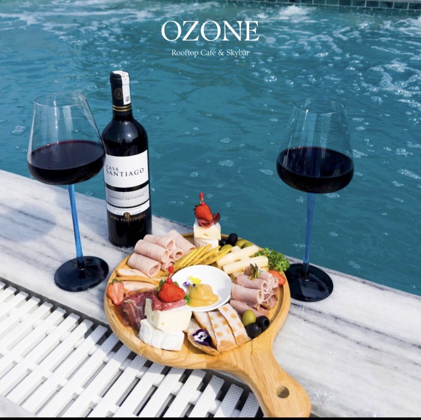 Ozone Sky Lounge & Restaurant Hanoi — photo 3