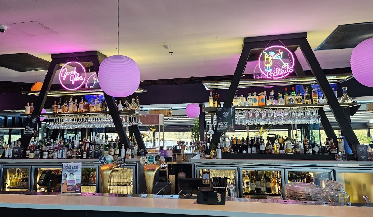 The Point Rooftop Bar & Restaurant — photo 3