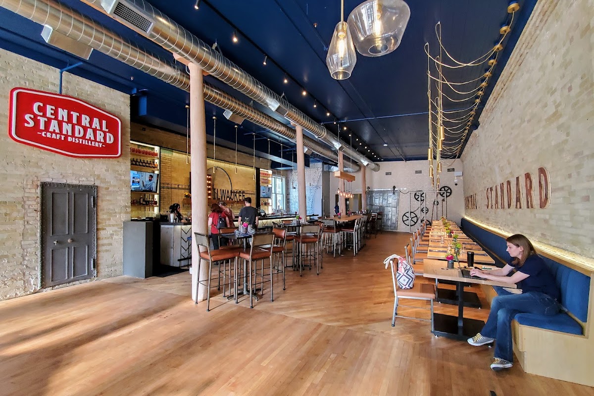 Central Standard Crafthouse & Kitchen & Craft Distillery — photo 3