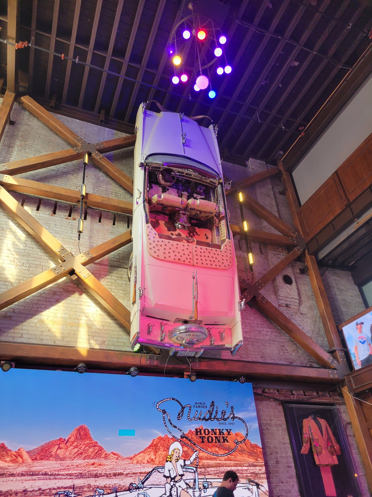Nudie's Honky Tonk — photo 4