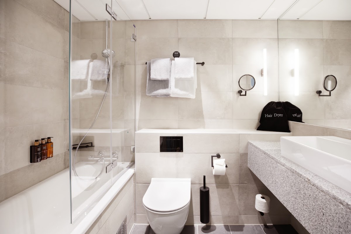 Clarion Hotel The Hub — photo 4