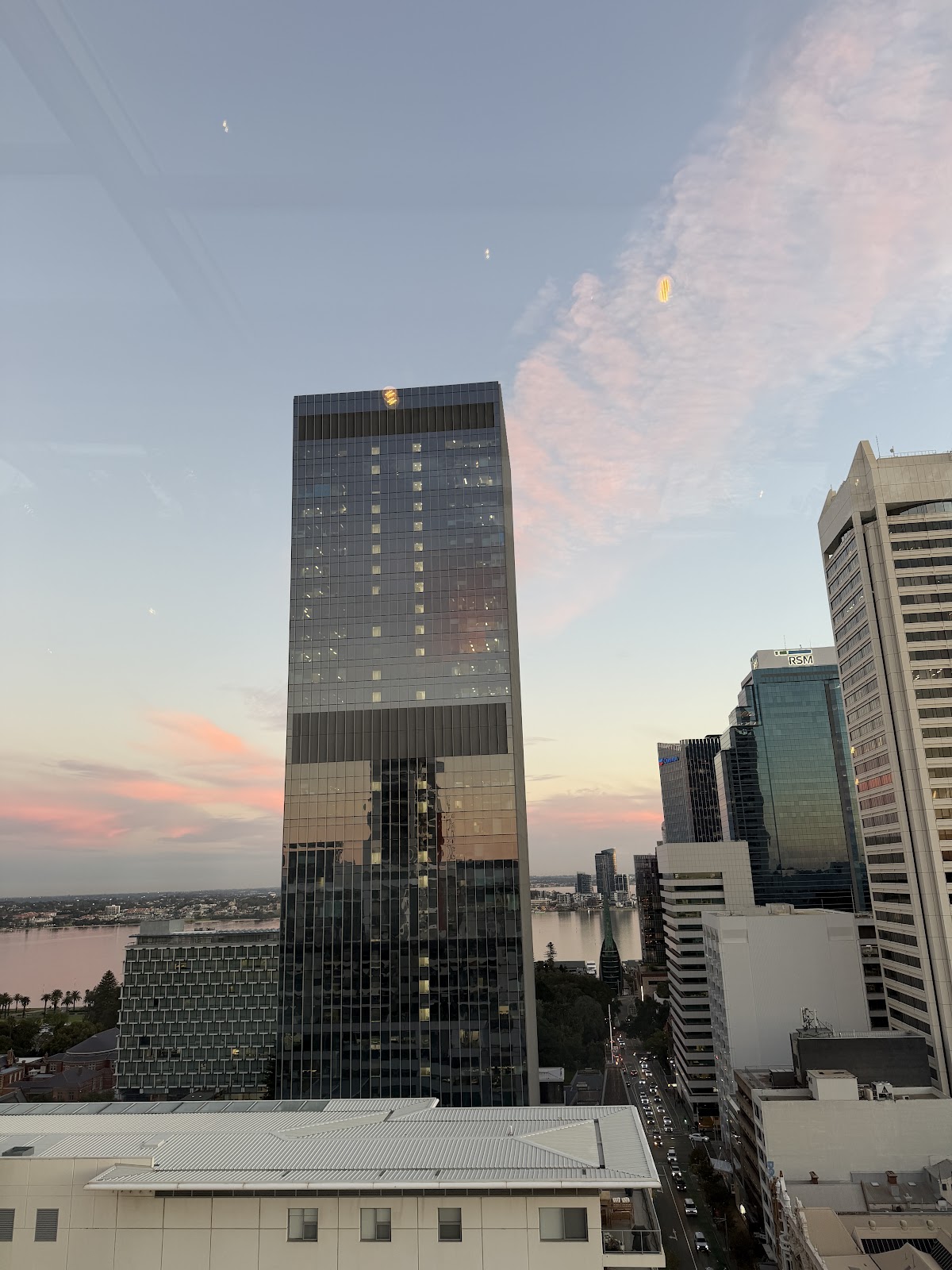 Rooftop at QT — photo 4