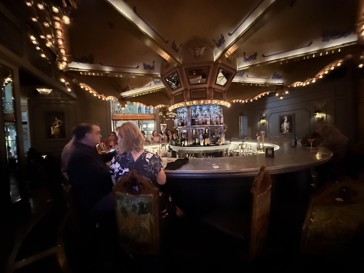 The Carousel Bar & Lounge — photo 4