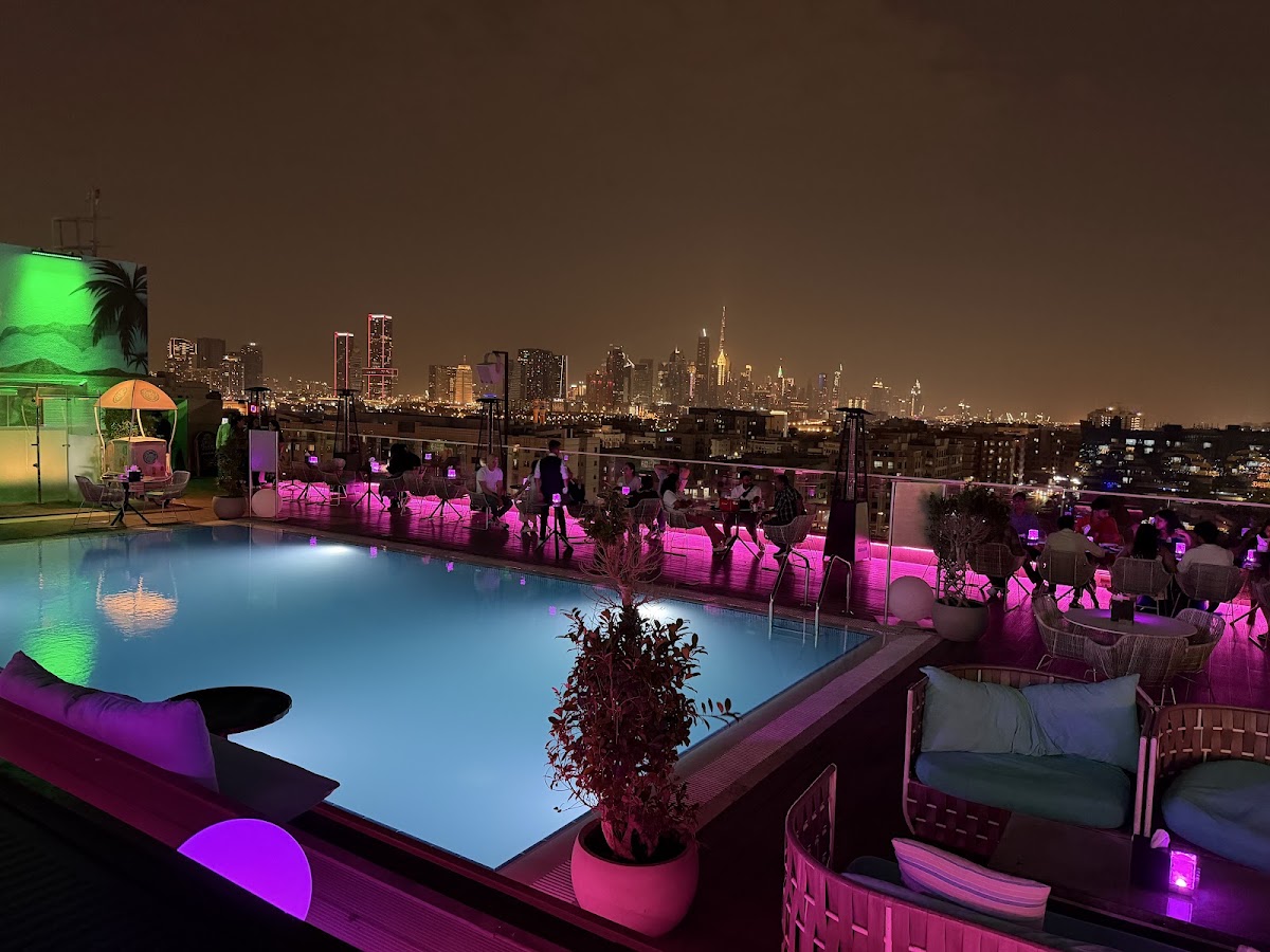 Estrellas Rooftop Lounge - Best Rooftop Lounge Dubai — photo 4