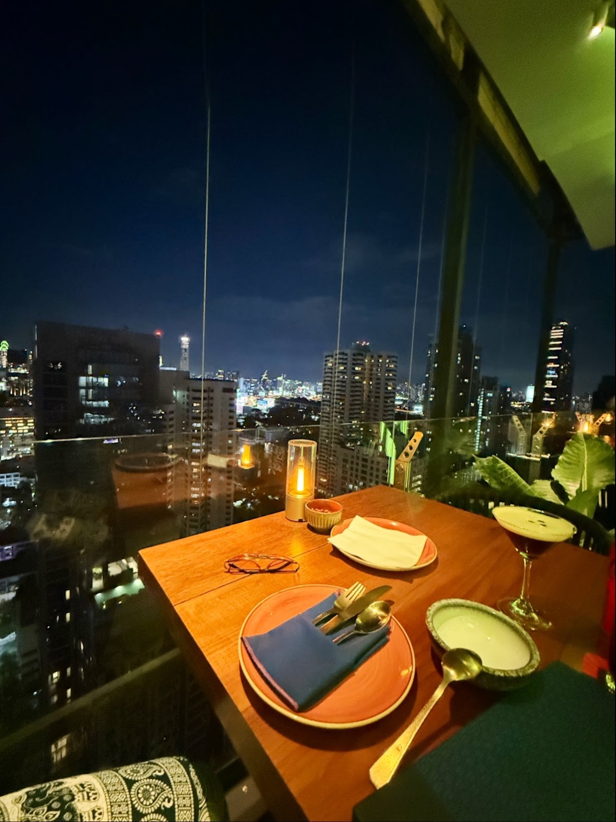 Above Eleven Rooftop Bar & Restaurant — photo 4