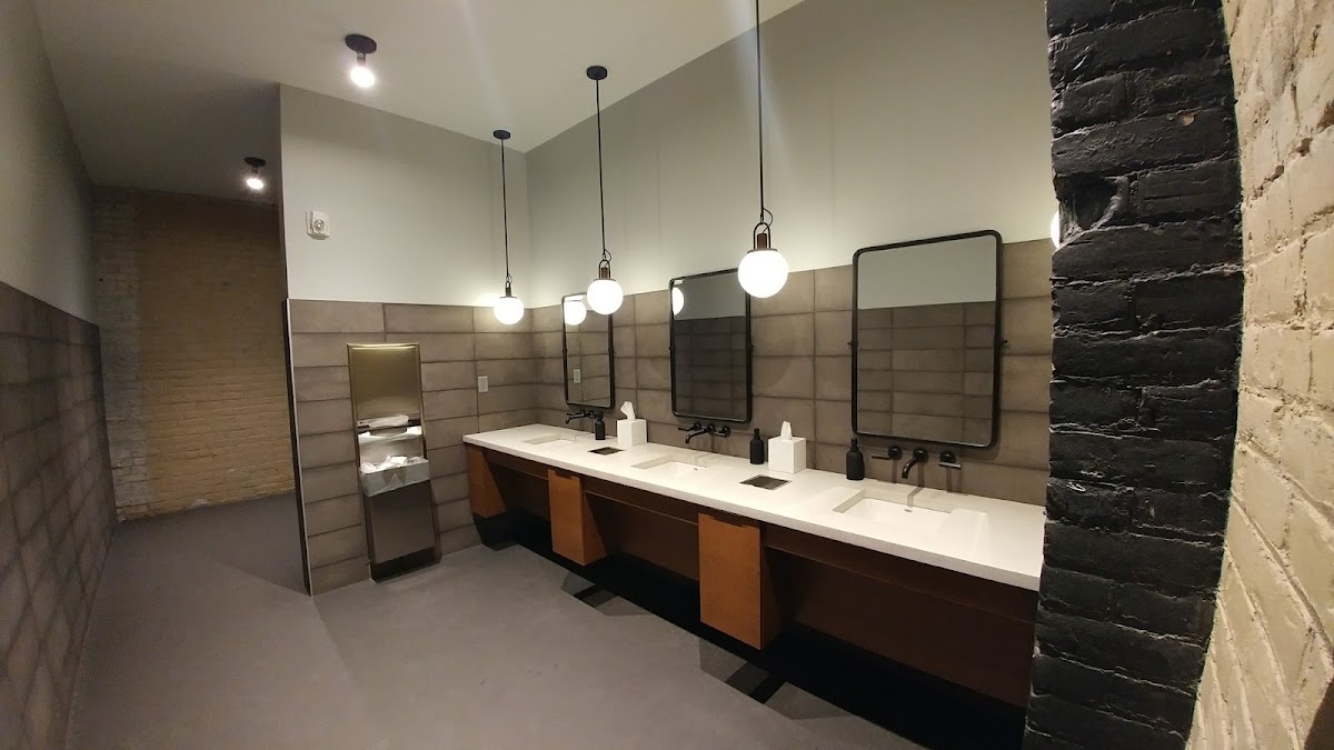 Hewing Hotel — photo 4