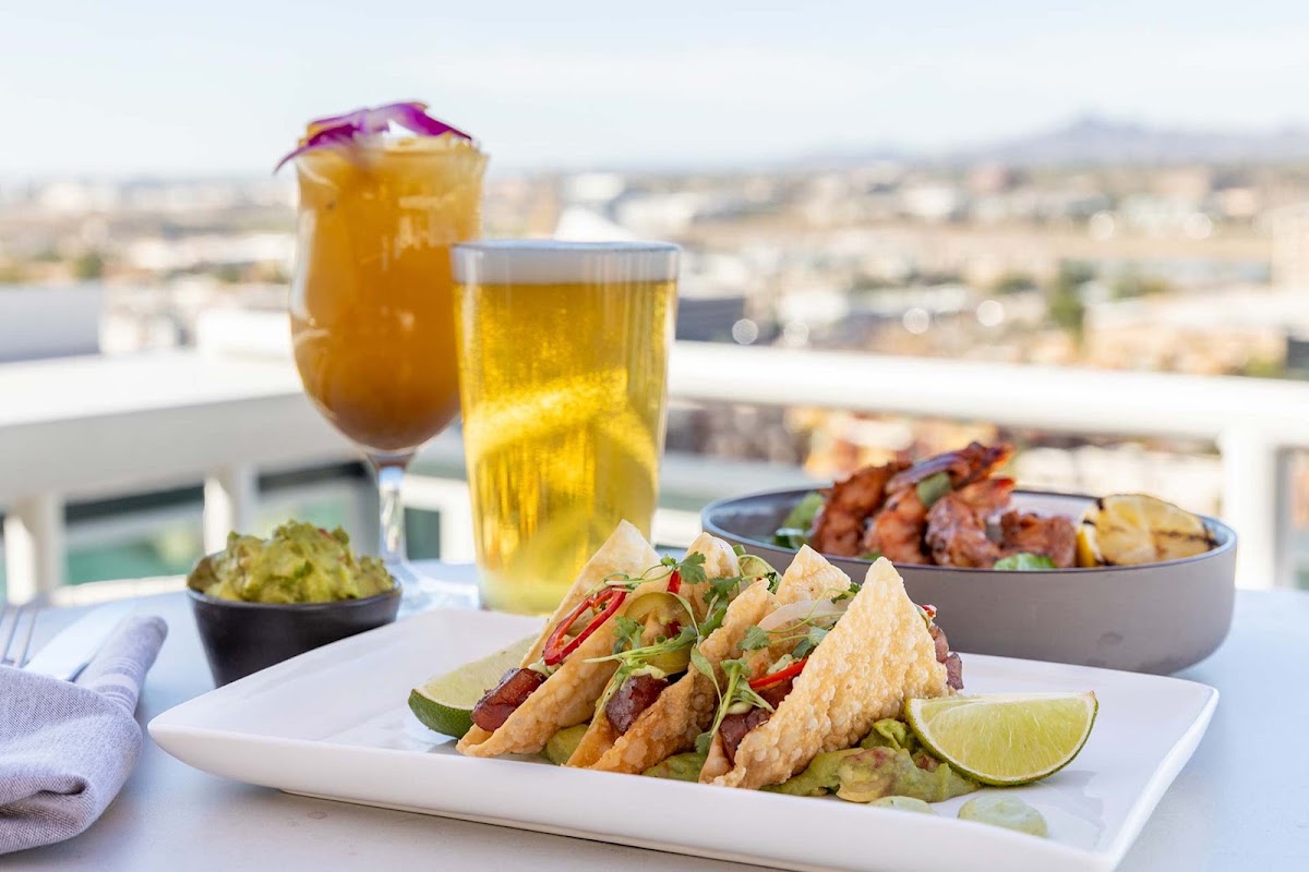 Skysill Rooftop Lounge — photo 4