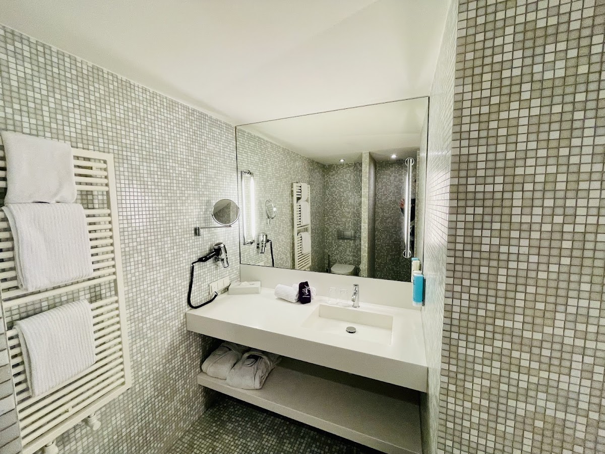Empire Riverside Hotel Hamburg — photo 4