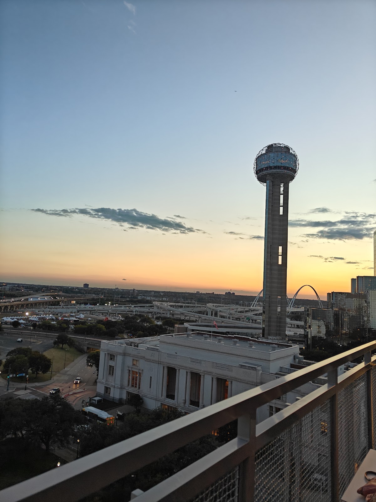 HQ Dallas Rooftop — photo 4