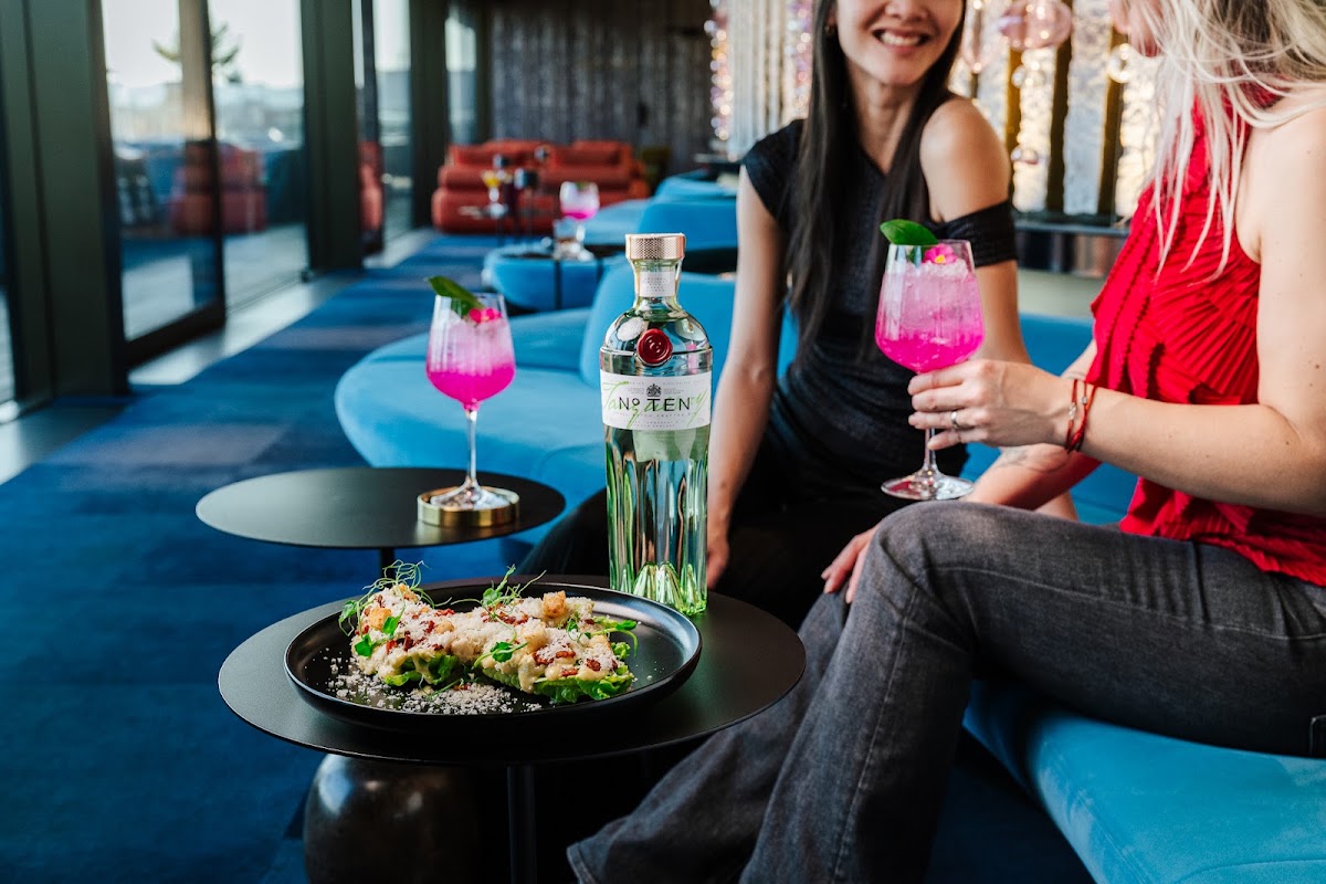 Casablanca Sky Bar — photo 4