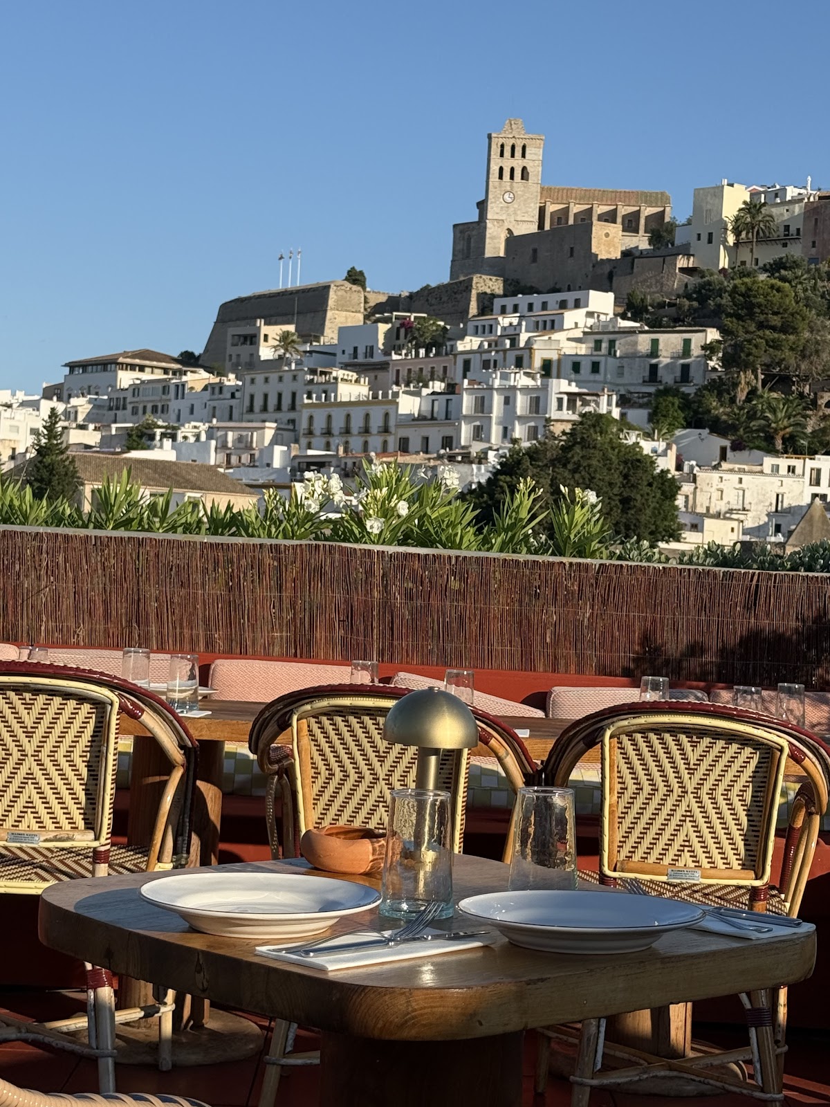 Café Montesol & Rooftop Bar — photo 4
