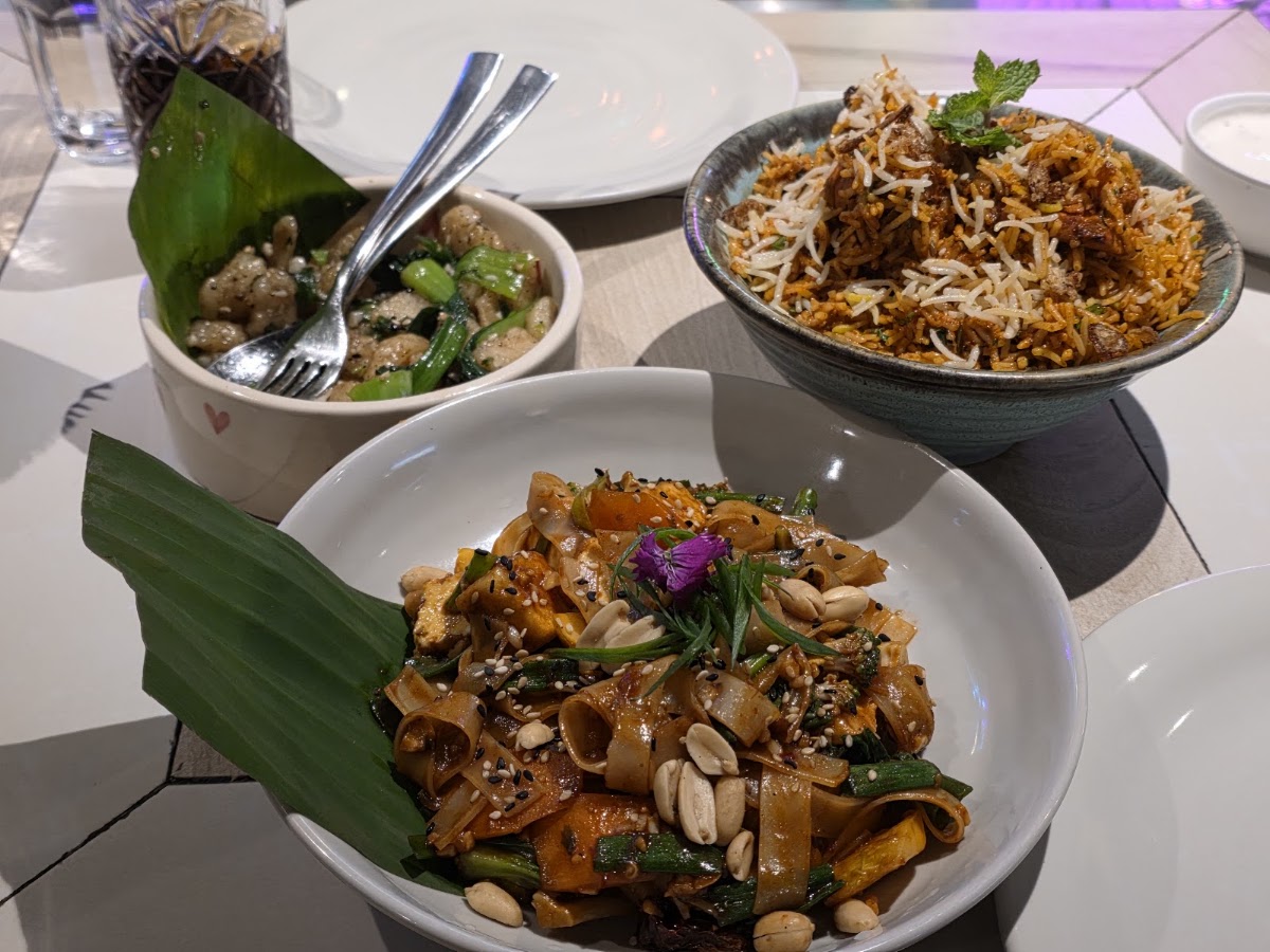Veranda Bandra - Modern Indian Restaurant & Rooftop Bar — photo 4